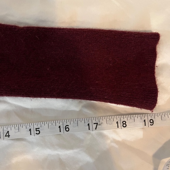 Talula (Artizia) Cashmere Blend Oversized Tunic Sweater, Burgundy, XS - Picture 9 of 11